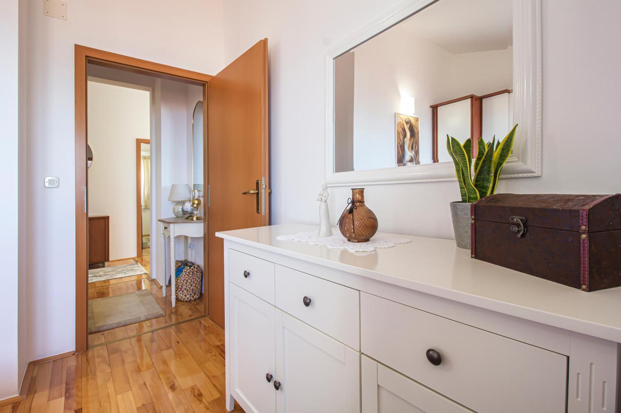 Apartment Anita With Amazing Sea View Makarská Exteriér fotografie