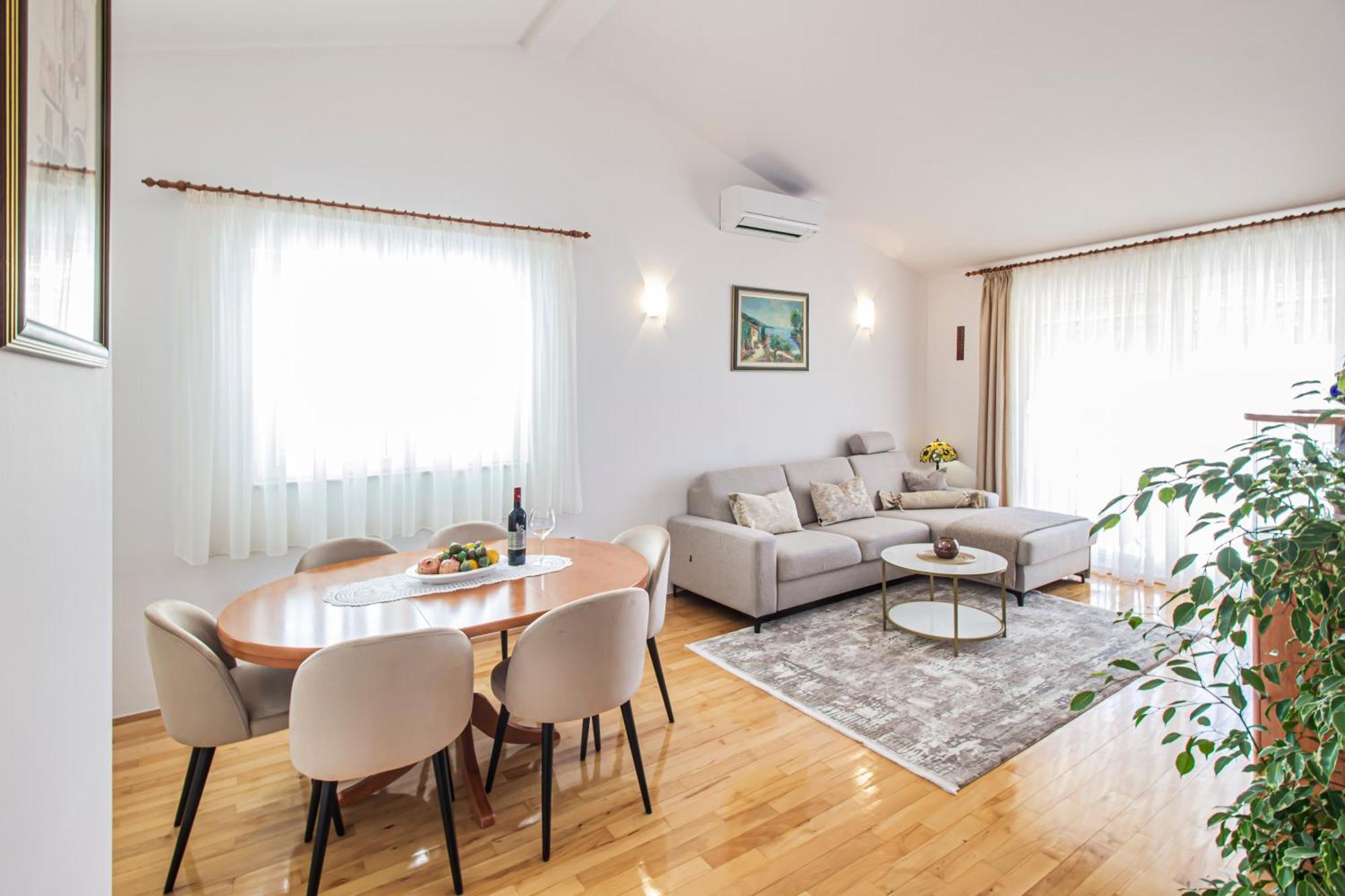 Apartment Anita With Amazing Sea View Makarská Exteriér fotografie